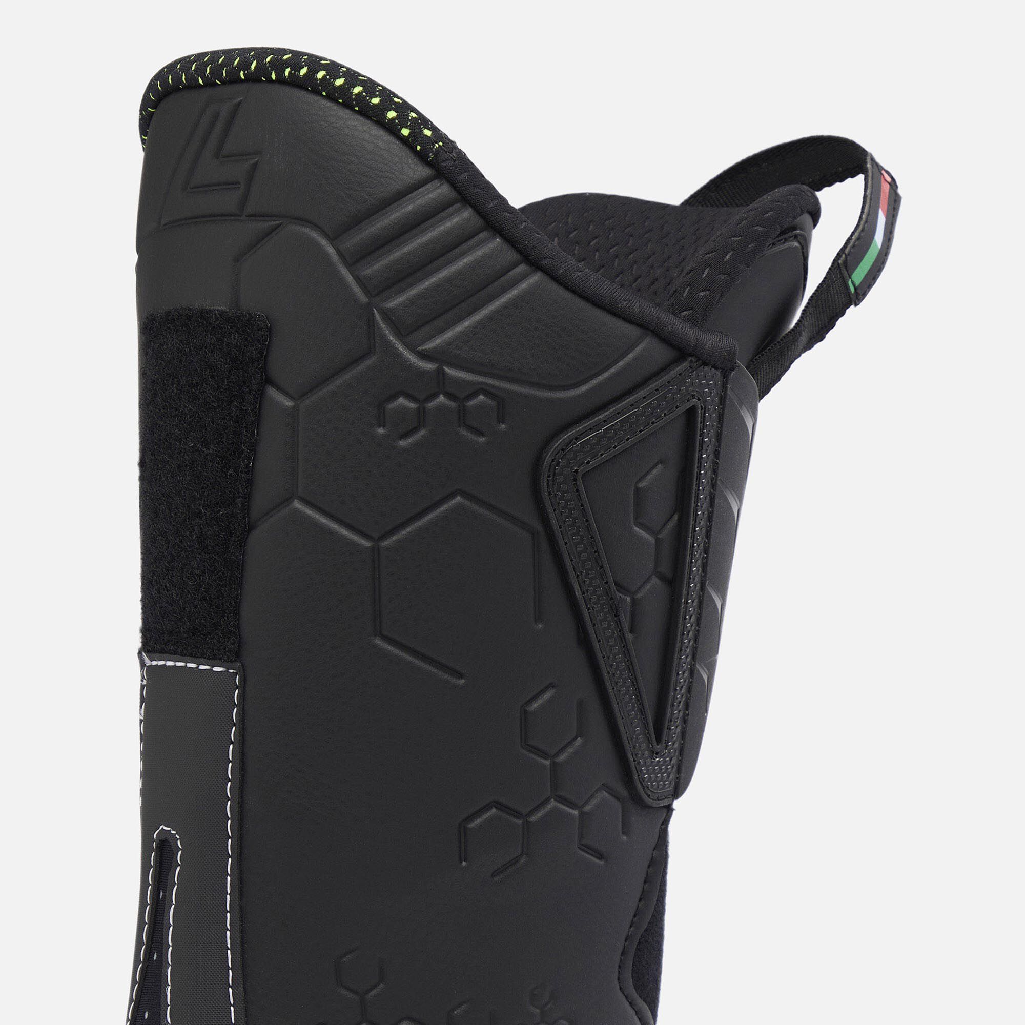 Men's all mountain ski boots Shadow 110 HV | All mountain & Piste